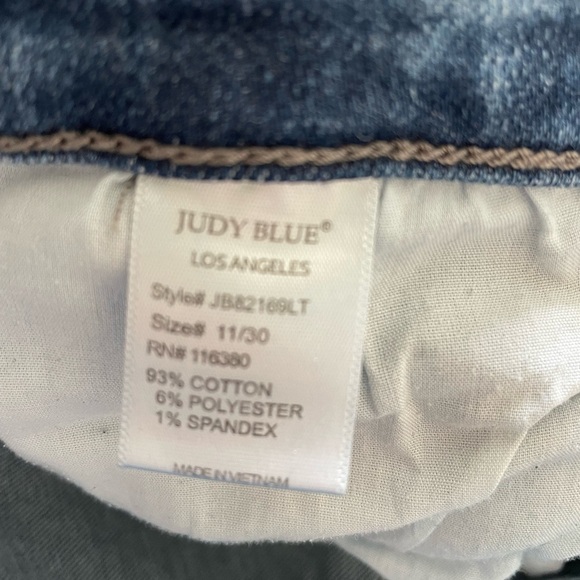 Judy Blue Destroyed Bleach Splatter Boyfriend (82169) Size 11/30 - Picture 16 of 16